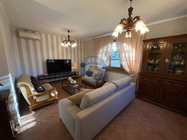 casa indipendente in affitto a Pietrasanta in zona Marina di Pietrasanta