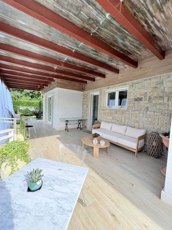 villa in affitto a Pietrasanta in zona Vignone