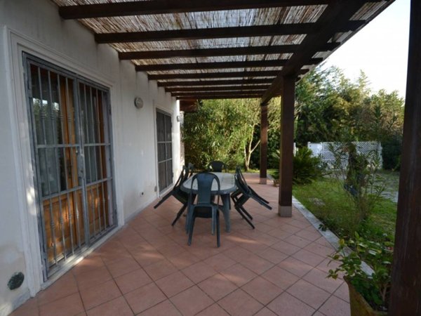 villa in affitto a Pietrasanta in zona Marina di Pietrasanta