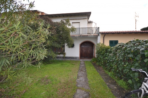 casa indipendente in affitto a Pietrasanta