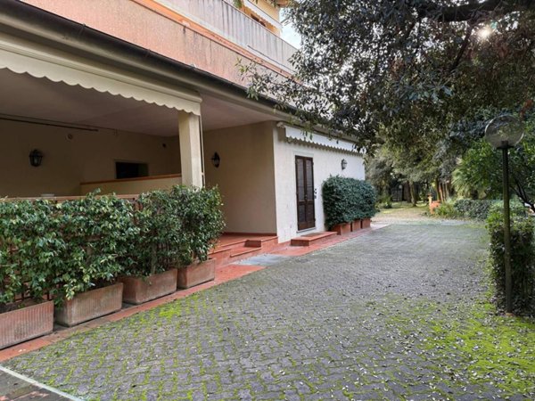 appartamento in affitto a Pietrasanta in zona Marina di Pietrasanta