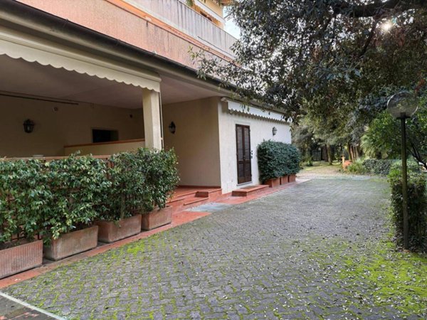 appartamento in affitto a Pietrasanta in zona Focette