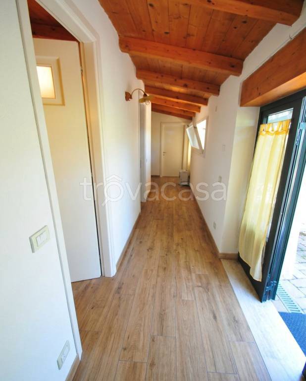 appartamento in affitto a Pietrasanta in zona Tonfano