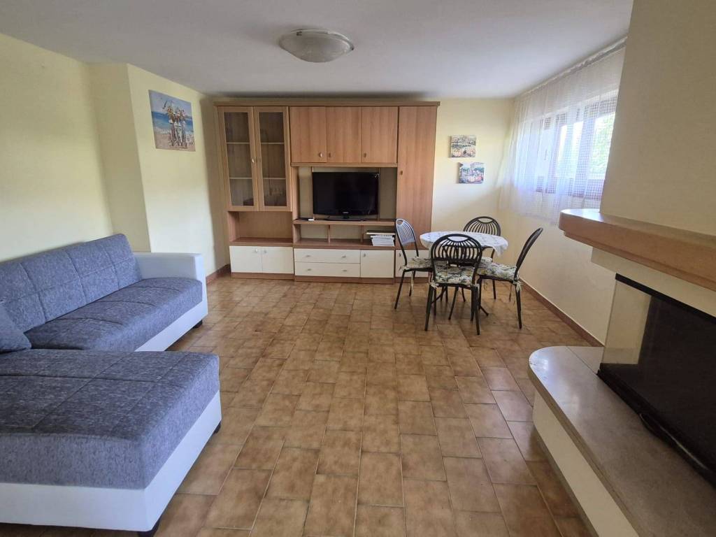 casa indipendente in affitto a Pietrasanta