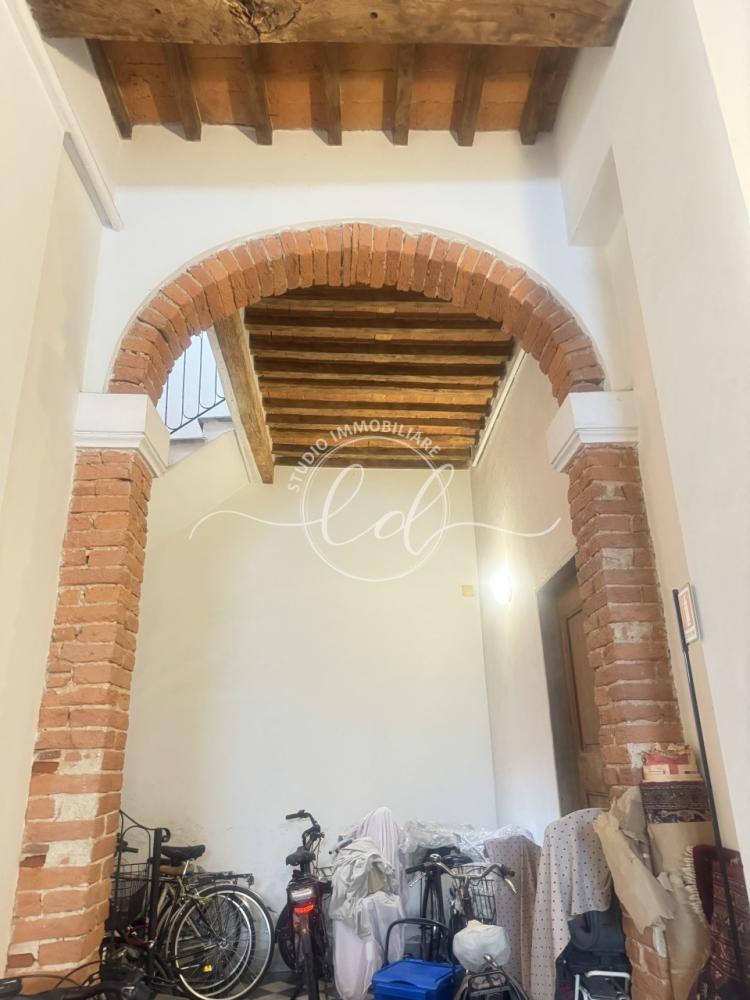 appartamento in affitto a Pietrasanta