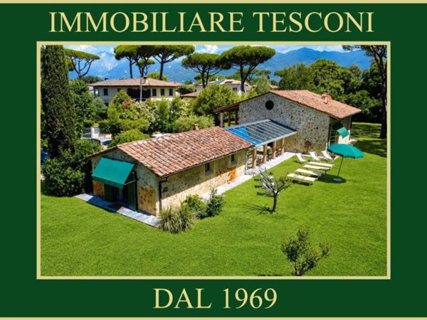 casa indipendente in affitto a Pietrasanta in zona Tonfano