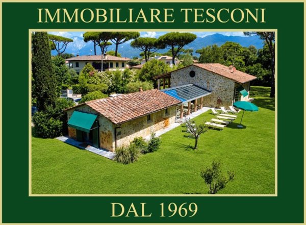 casa indipendente in affitto a Pietrasanta in zona Tonfano