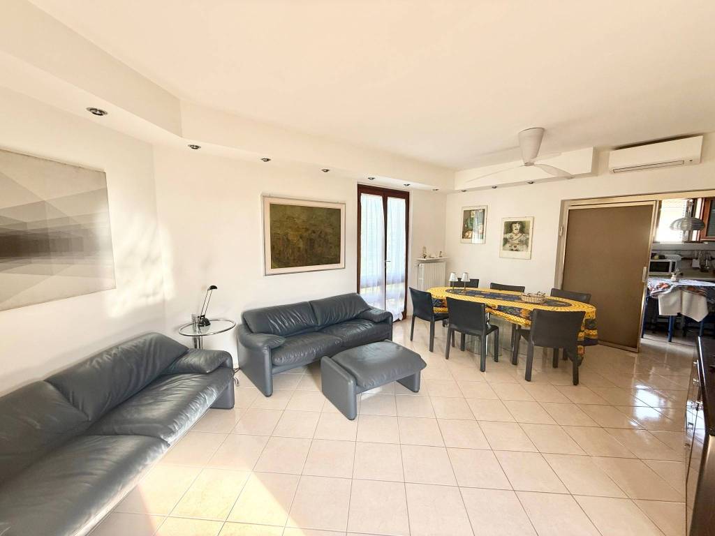 appartamento in affitto a Pietrasanta in zona Focette