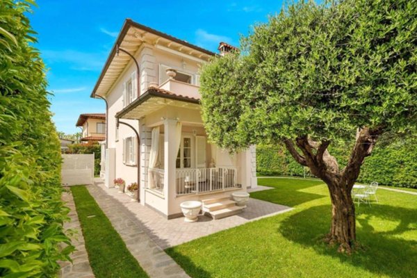 casa indipendente in affitto a Pietrasanta