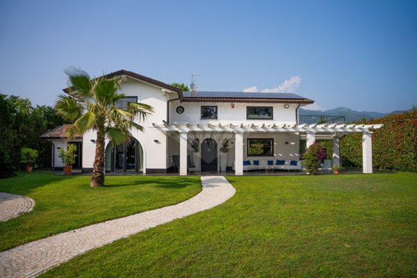 casa indipendente in affitto a Pietrasanta