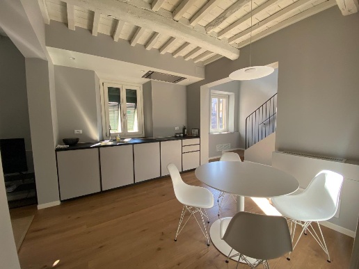 appartamento in affitto a Pietrasanta