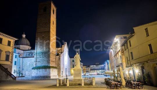appartamento in affitto a Pietrasanta in zona Capezzano Monte