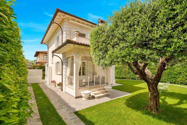 casa indipendente in affitto a Pietrasanta