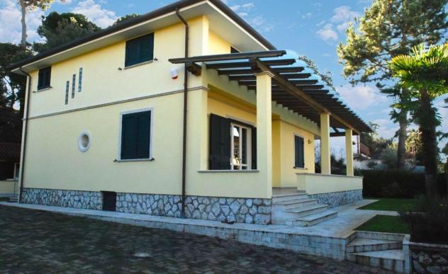 appartamento in affitto a Pietrasanta in zona Tonfano