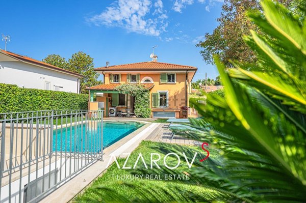 casa indipendente in affitto a Pietrasanta in zona Fiumetto
