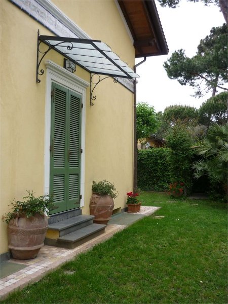 villa in affitto a Pietrasanta in zona Fiumetto