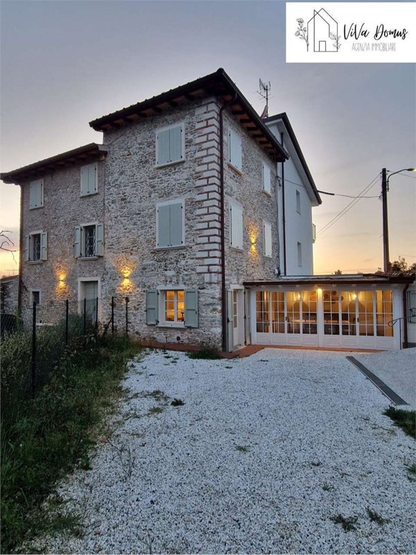 casa indipendente in affitto a Pietrasanta