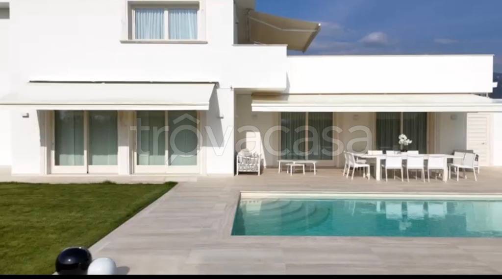 casa indipendente in affitto a Pietrasanta in zona Africa