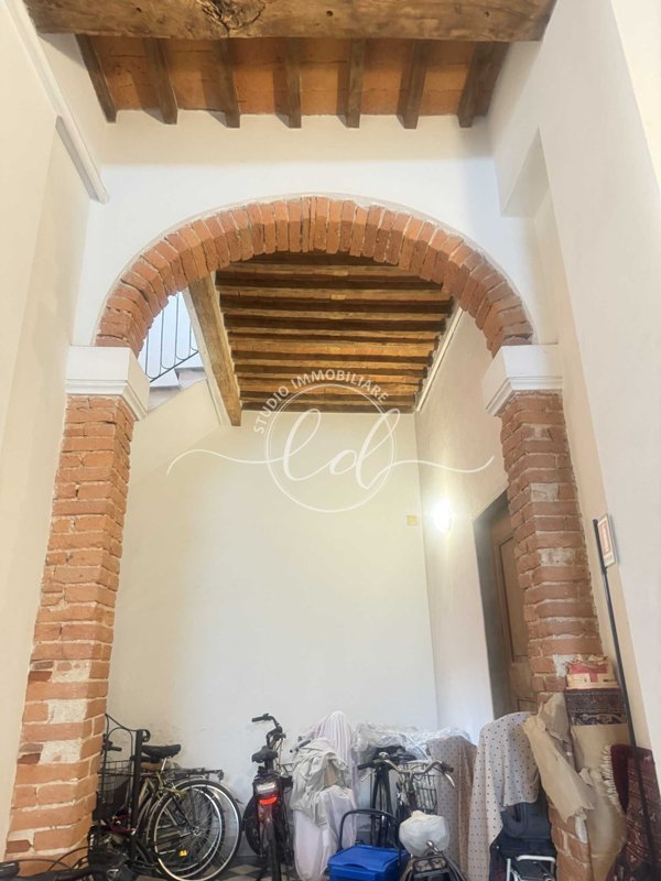 appartamento in affitto a Pietrasanta