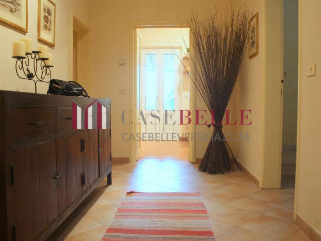 appartamento in affitto a Pietrasanta in zona Marina di Pietrasanta
