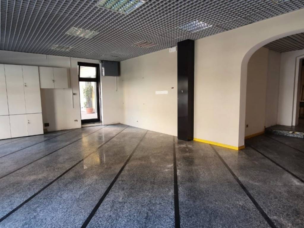 ufficio in affitto a Porcari