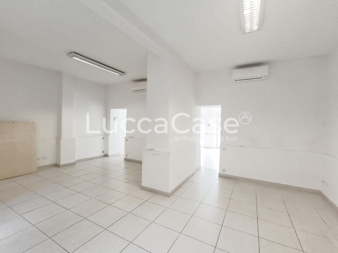 ufficio in affitto a Porcari