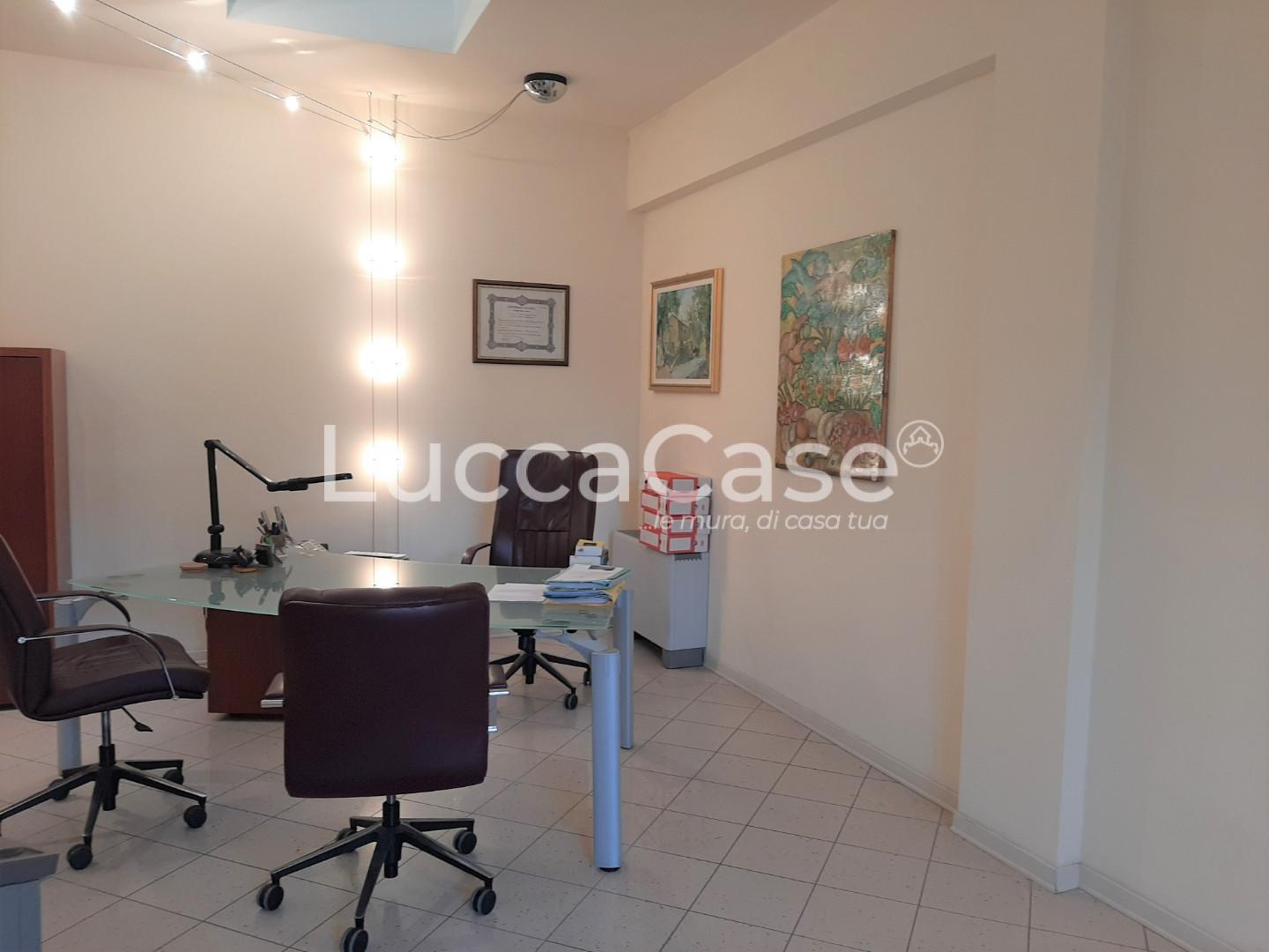 ufficio in affitto a Porcari
