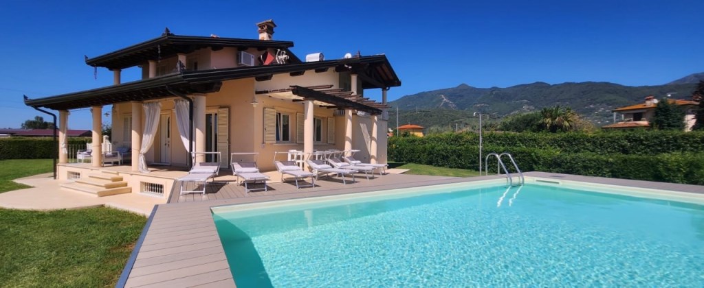 casa indipendente in affitto a Seravezza in zona Querceta