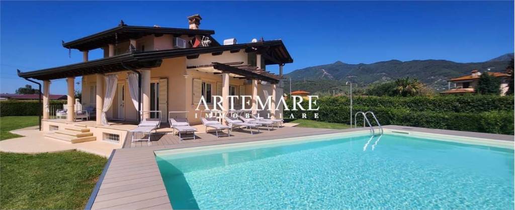 casa indipendente in affitto a Seravezza
