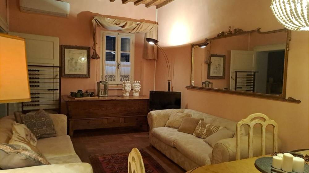 appartamento in affitto a Seravezza