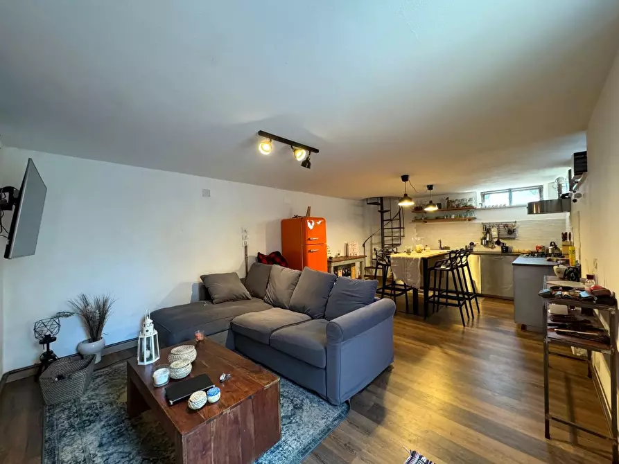 casa indipendente in affitto a Seravezza