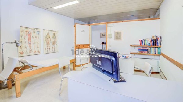 ufficio in affitto a Seravezza