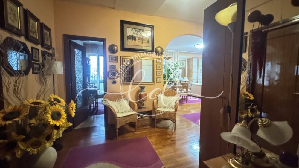 appartamento in affitto a Seravezza in zona Querceta