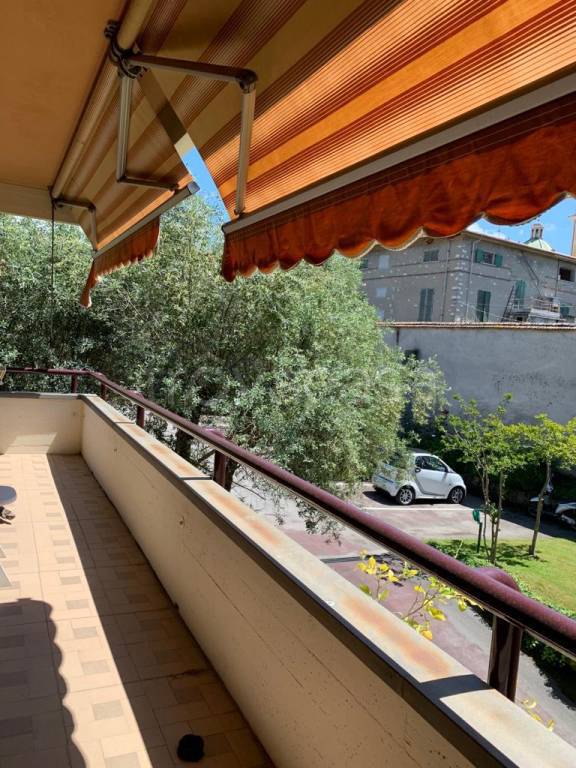 appartamento in affitto a Seravezza