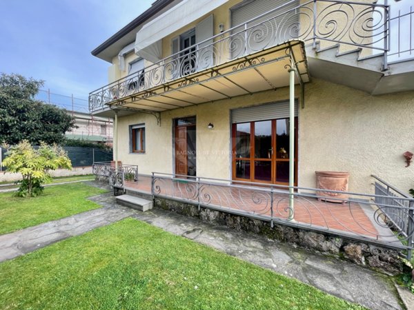 appartamento in affitto a Seravezza in zona Querceta