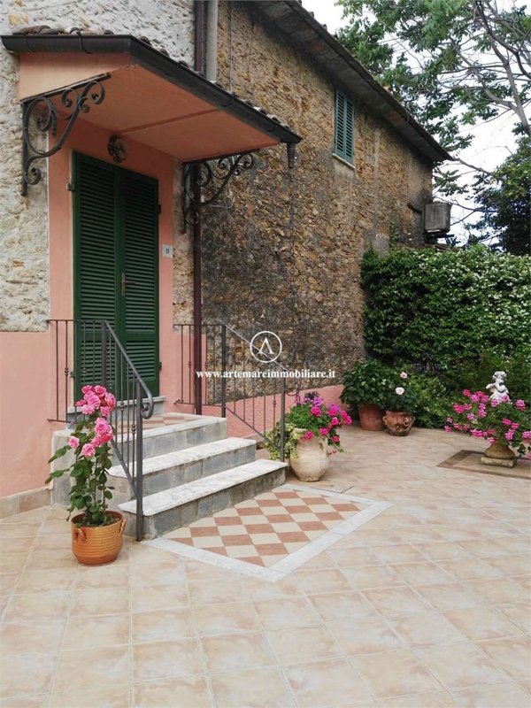 appartamento in affitto a Seravezza