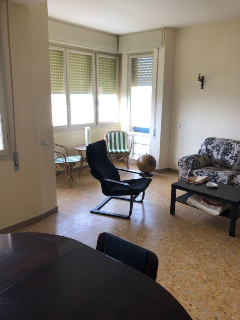 appartamento in affitto a Viareggio