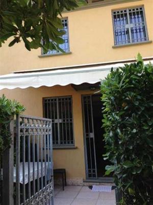 casa indipendente in affitto a Viareggio