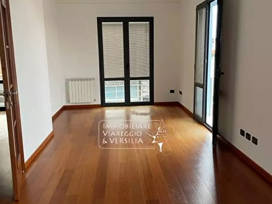 ufficio in affitto a Viareggio