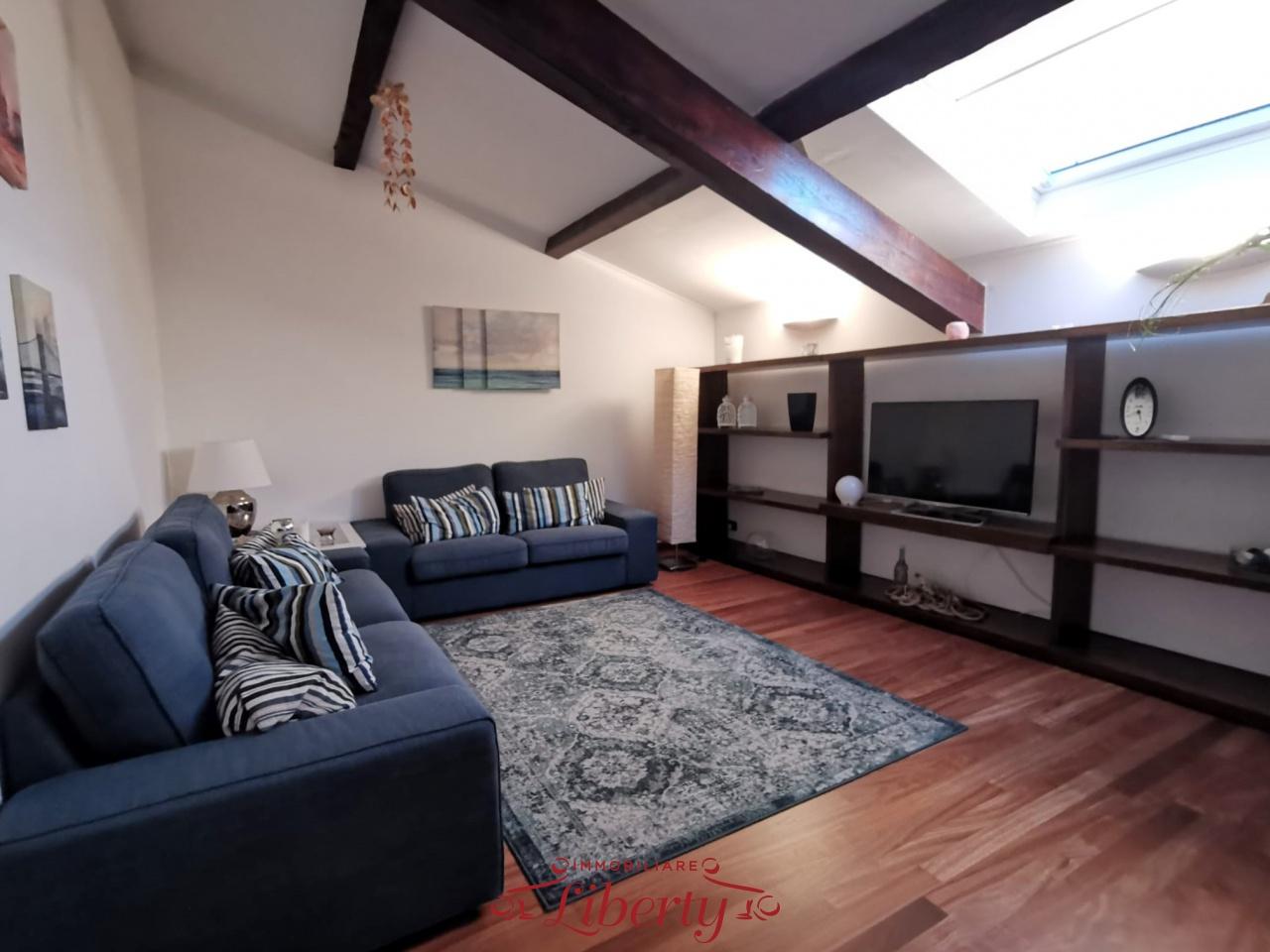 casa indipendente in affitto a Viareggio