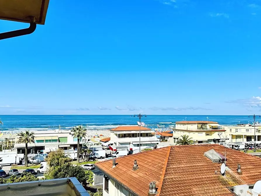 appartamento in affitto a Viareggio