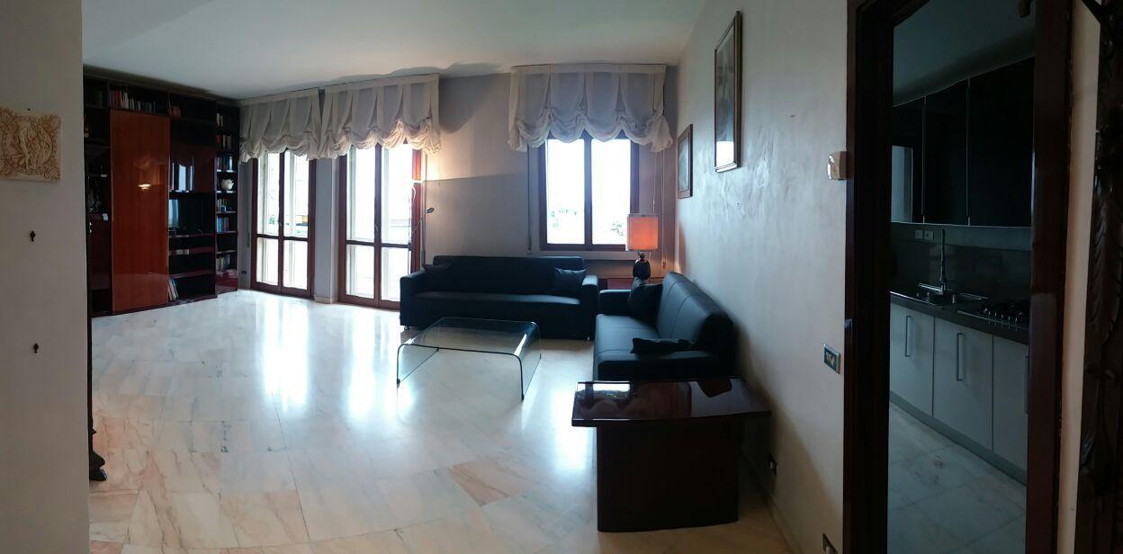 appartamento in affitto a Viareggio