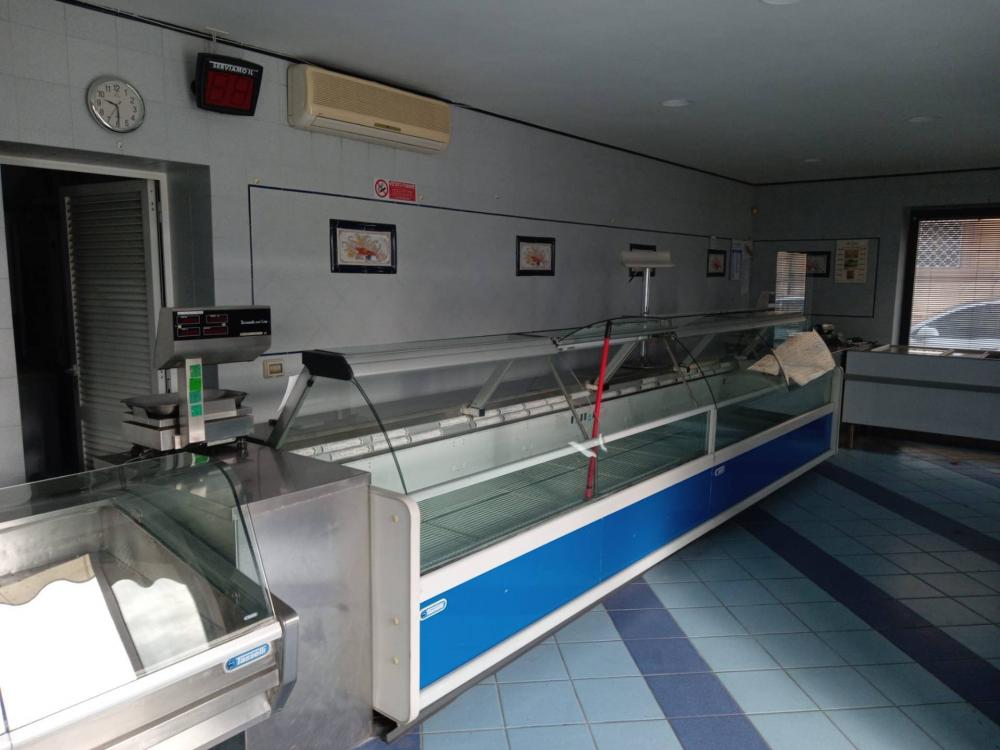 negozio in affitto a Viareggio