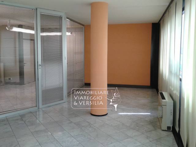 ufficio in affitto a Viareggio in zona Migliarina