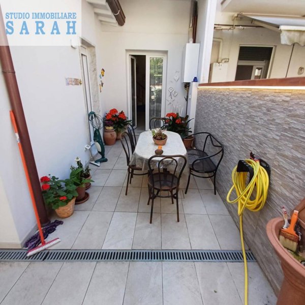 casa indipendente in affitto a Viareggio