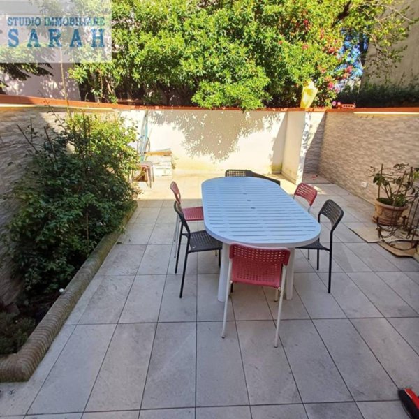 casa indipendente in affitto a Viareggio