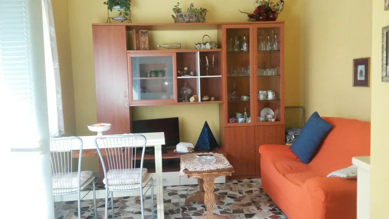 appartamento in affitto a Viareggio