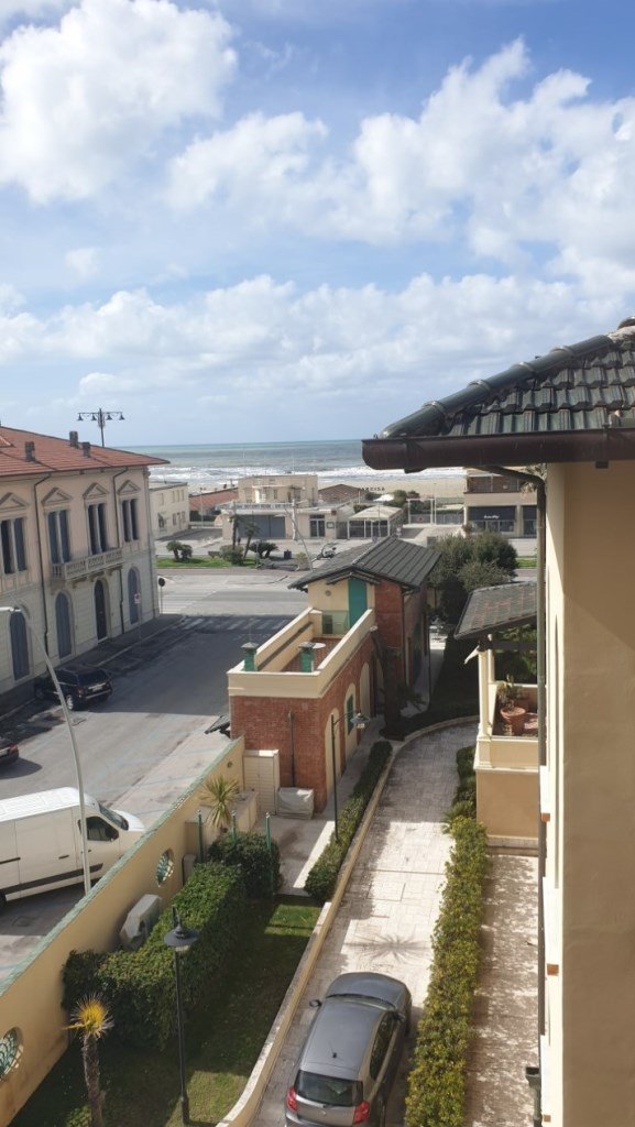 appartamento in affitto a Viareggio