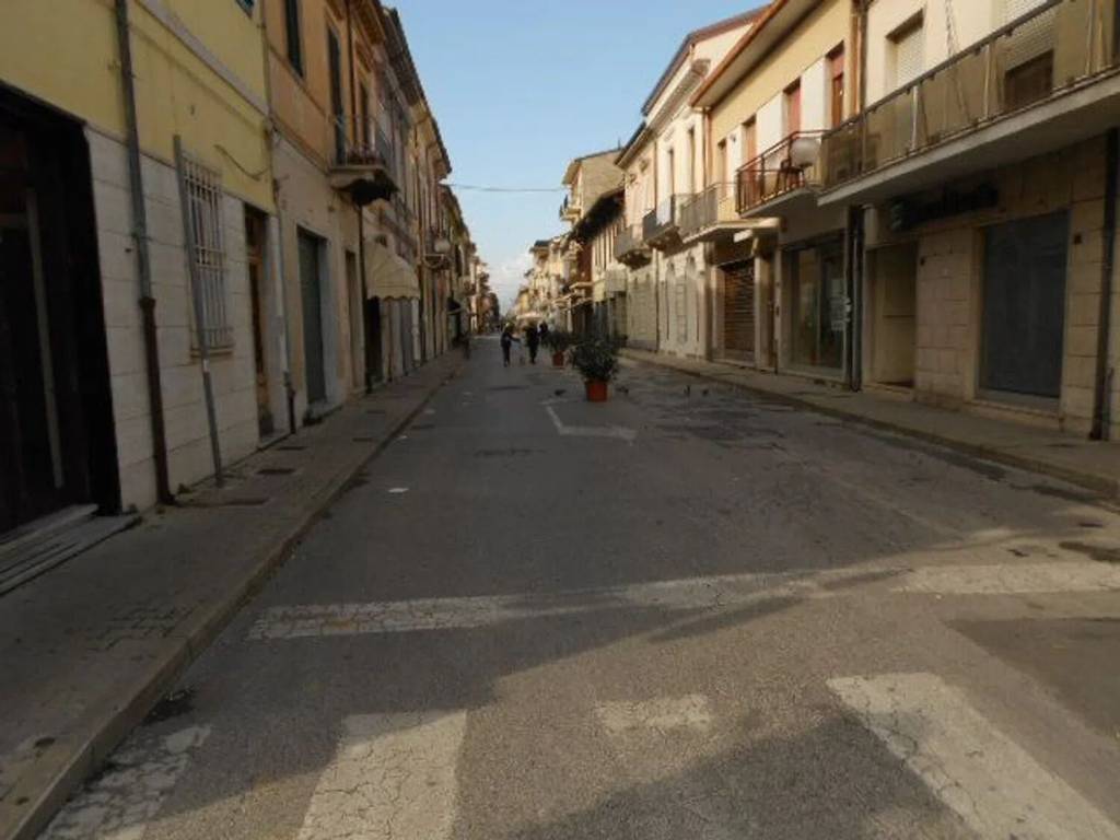 negozio in affitto a Viareggio in zona Centro Storico