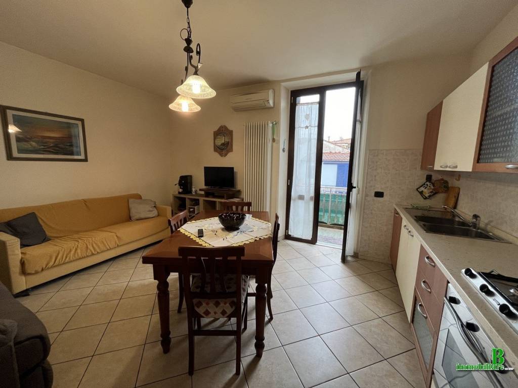 appartamento in affitto a Viareggio